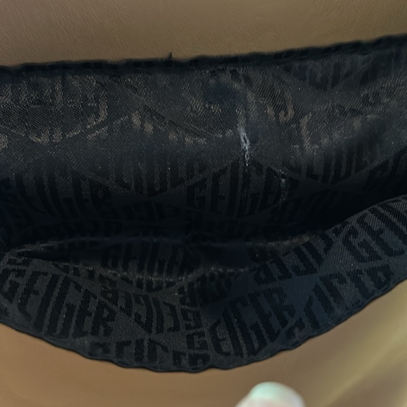 Kurt Geiger London Large Soho Quilted Leather Convertible Bag - Picture 10 of 13